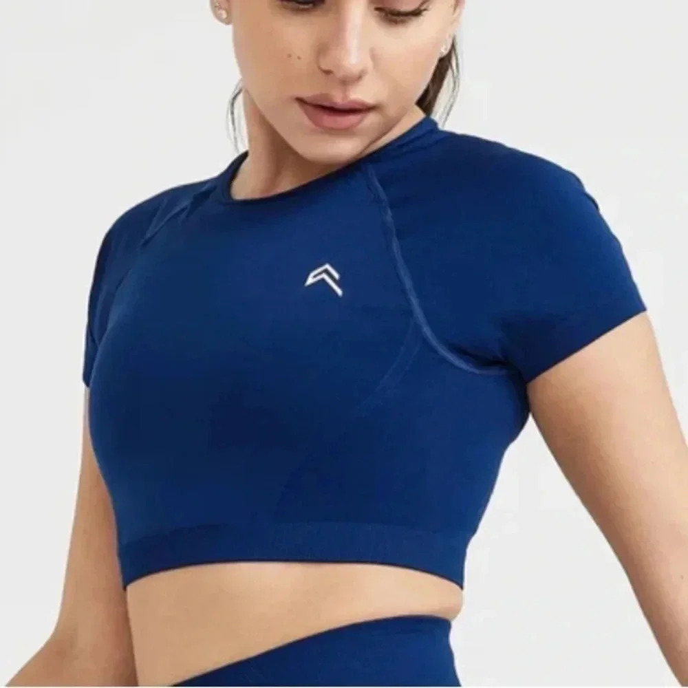 Oner Active Effortless Seamless Short Sleeve Crop Top (XS) - Picture 2 of 3